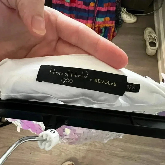 626 House of Harlow 1960 x Revolve Niven Skirt in White Iridescent - Picture 10 of 10